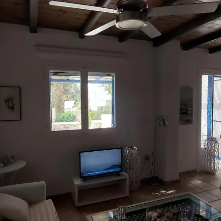 Mykonian House With Shared Pool 펜션 오르노스
