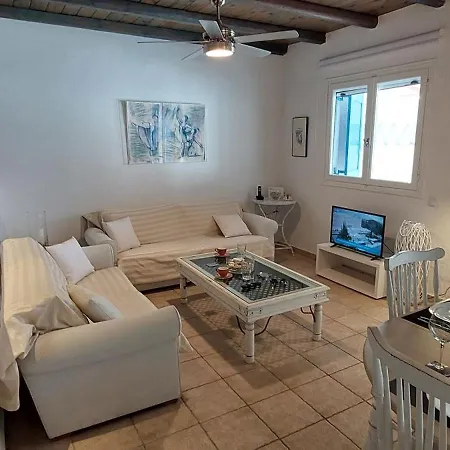 펜션 Mykonian House With Shared Pool